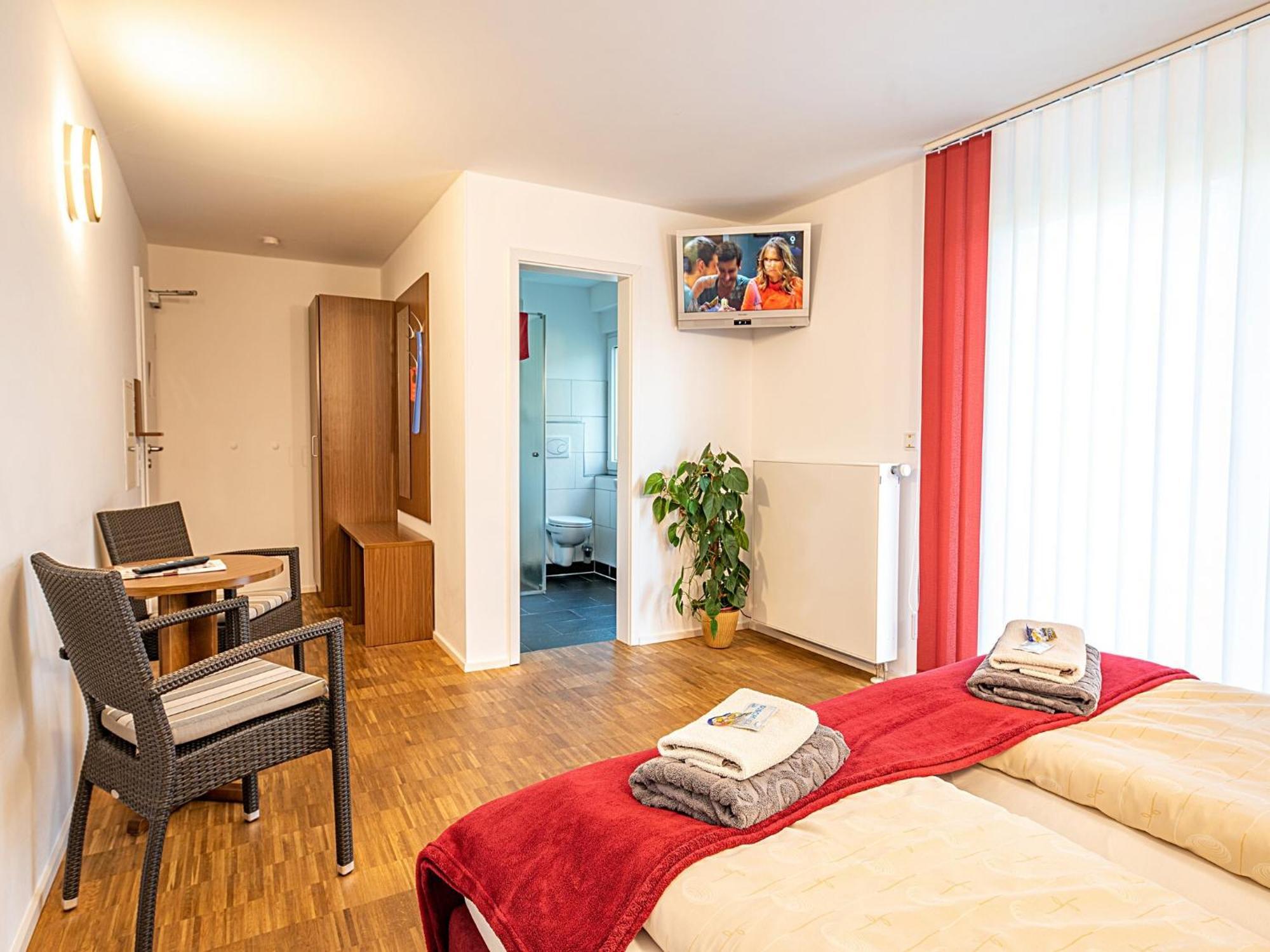 Pension zum Bergmann Bohlen  Ruang foto