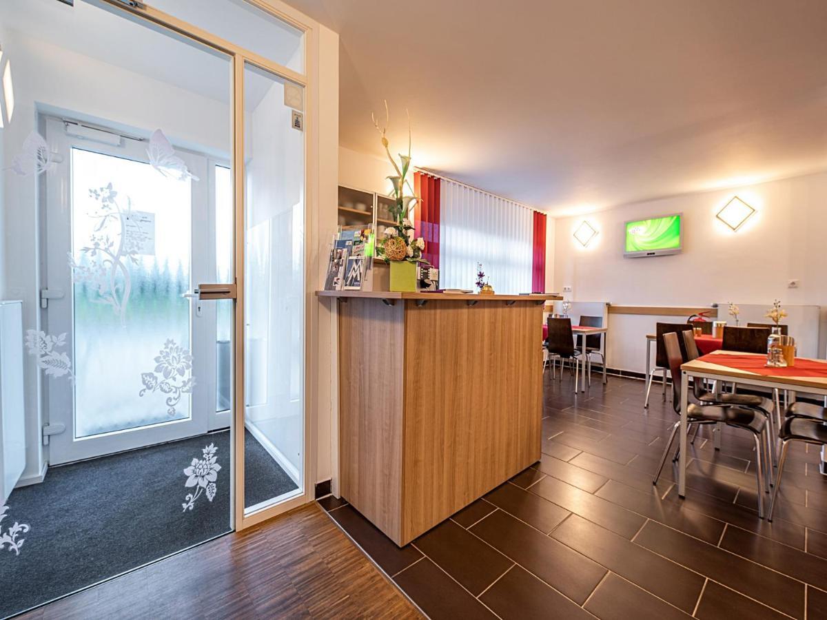 Pension zum Bergmann Bohlen  Bagian luar foto
